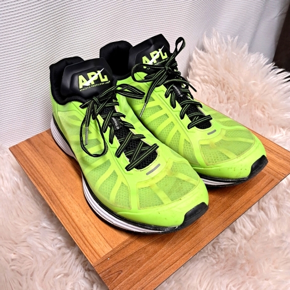 APL Windchill Sneakers Men's Size 11 - Picture 1 of 8